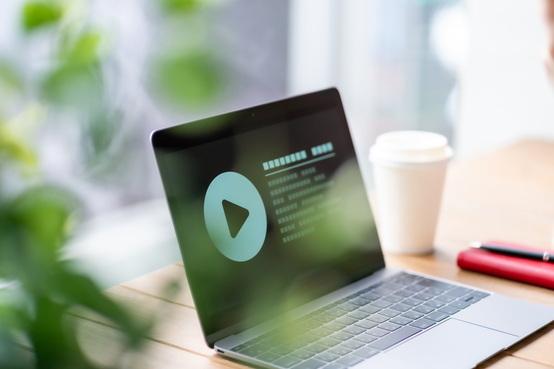 ビズクロ | 経営改善を実現する総合支援メディア